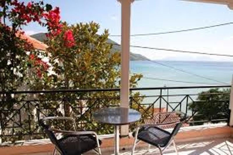Altina Sea View Apartments 瓦西利基 外观 照片