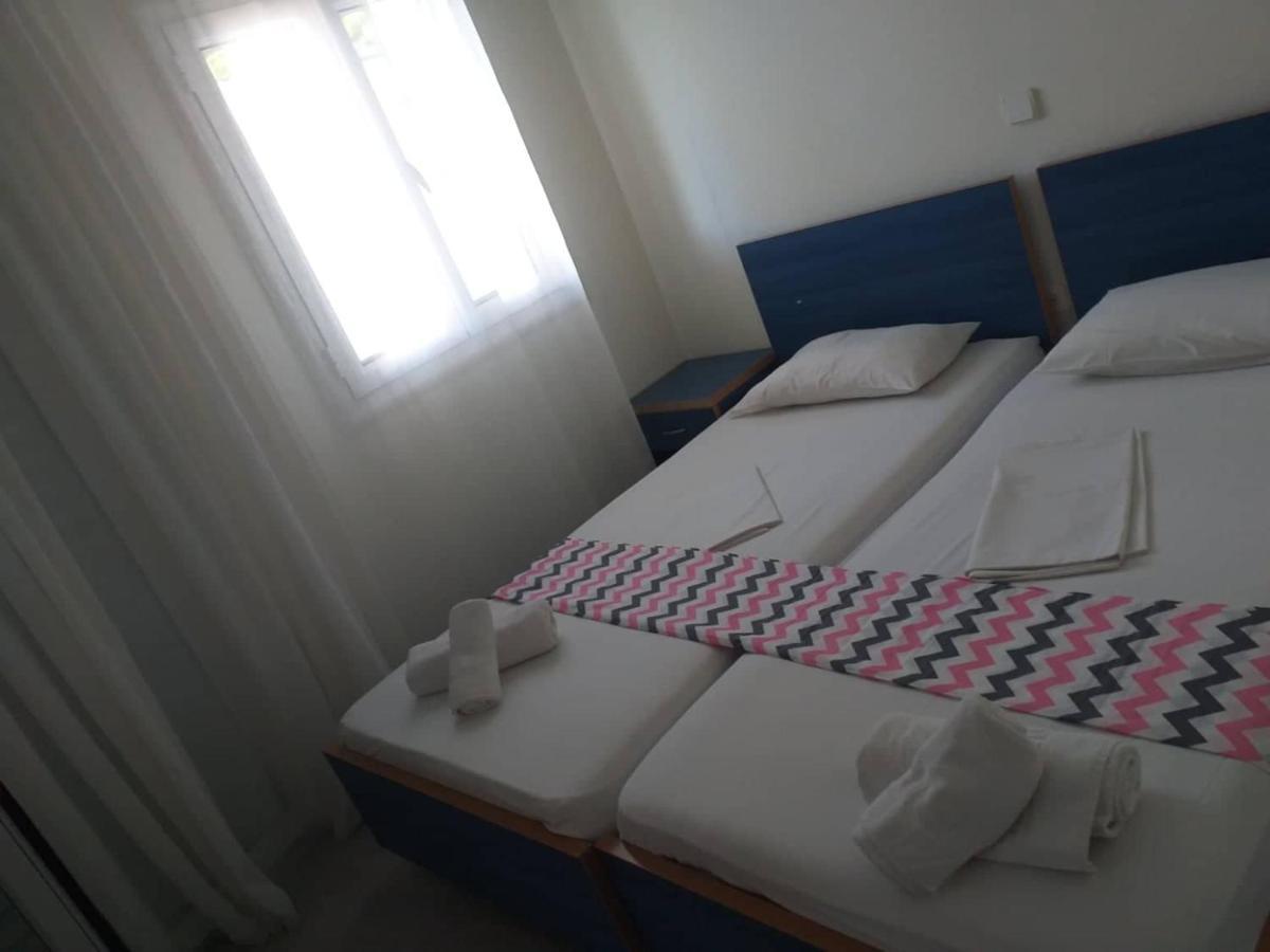 Altina Sea View Apartments 瓦西利基 外观 照片