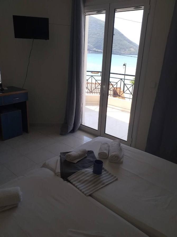 Altina Sea View Apartments 瓦西利基 外观 照片