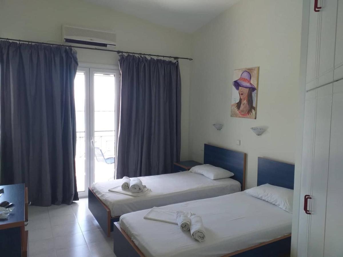 Altina Sea View Apartments 瓦西利基 外观 照片