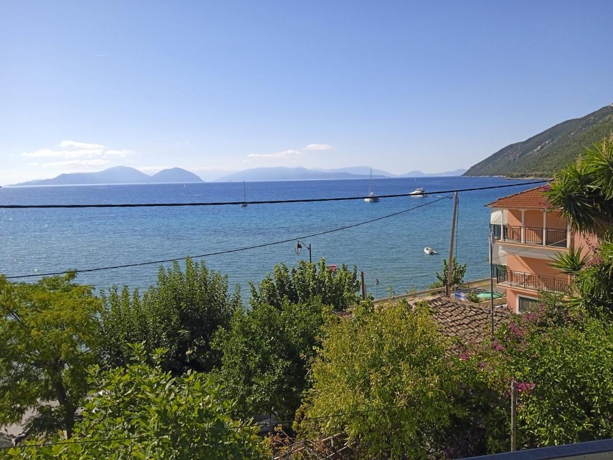 Altina Sea View Apartments 瓦西利基 外观 照片